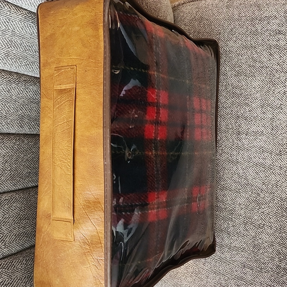 Pendleton | Robe In A Bag - Picture 2 of 16